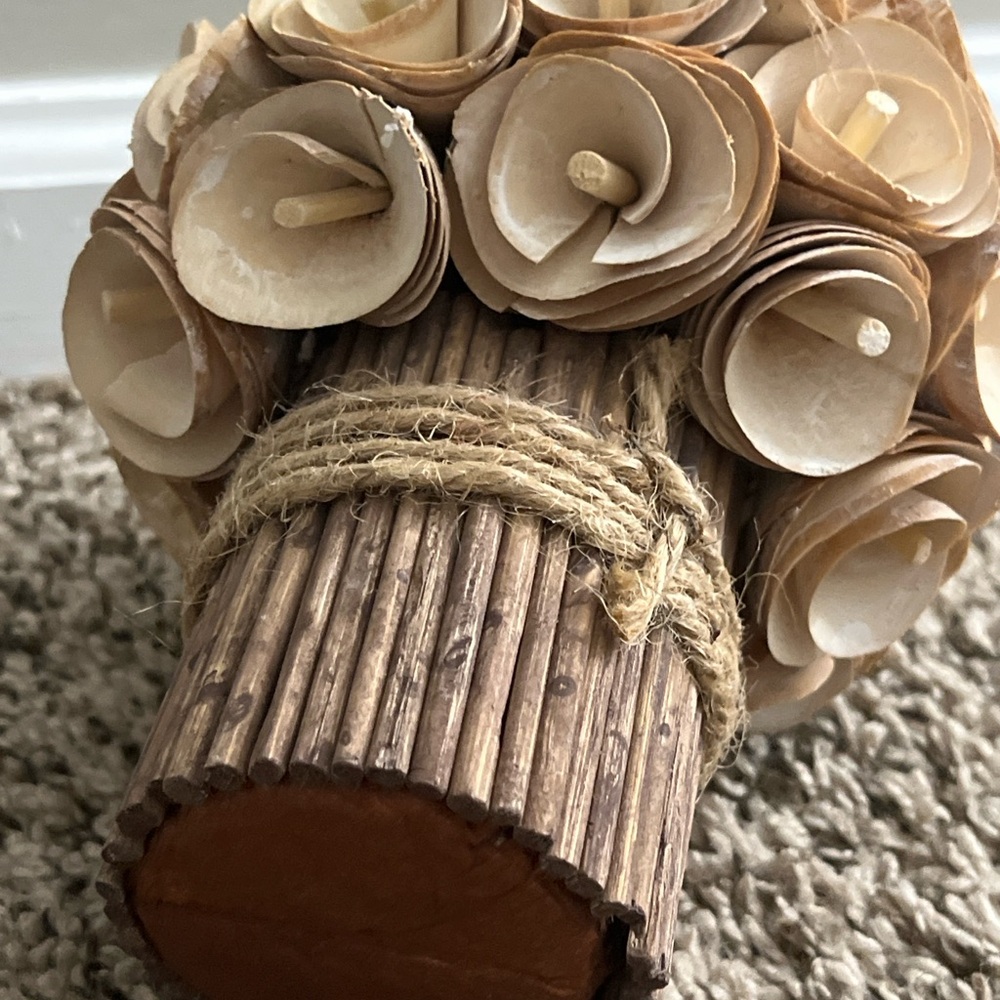 Rustic Wooden Flower Bouquet Decor - Picture 3 of 3